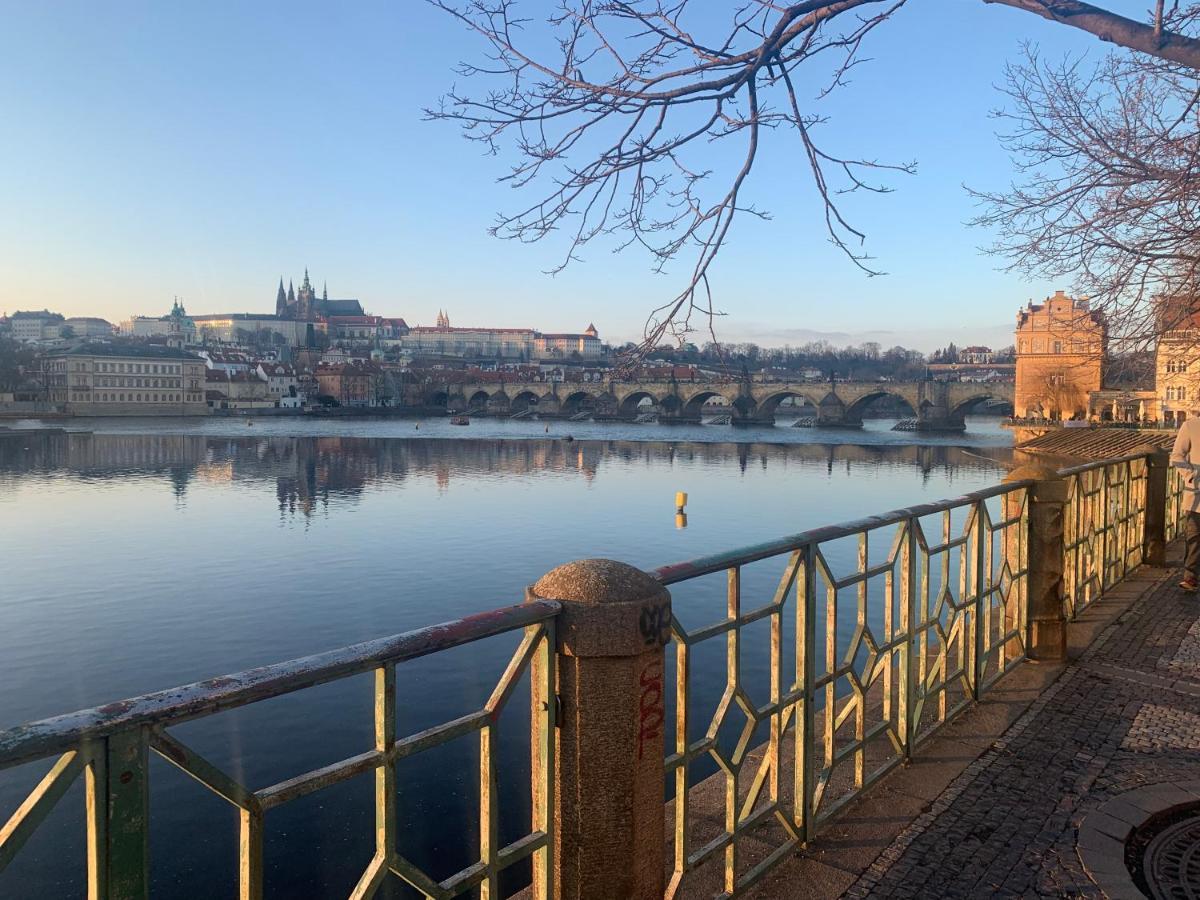 Anenska By Charles Bridge 1 Lejlighed